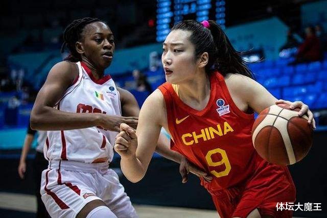 中国女篮迎喜讯！世界杯迎开门红，双李合砍38分，正式冲击3连胜(3)