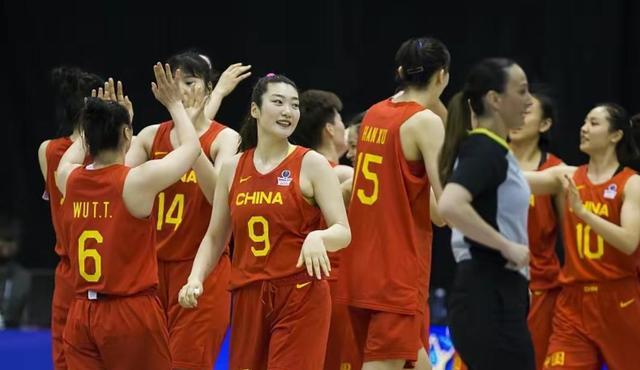 Crush thế giới thứ năm! Đội bóng rổ nữ Trung Quốc đã giành chiến thắng trong ba dòng liên tiếp, và hai dữ liệu lớn đã chơi đội bóng rổ nam Trung Quốc điên rồ! (3)