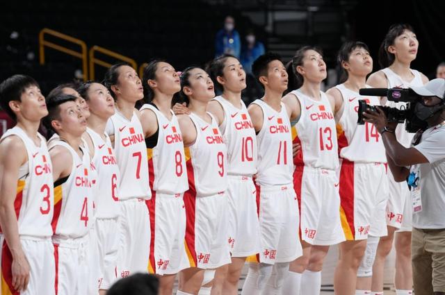 中国篮球协会官宣，中国女篮传坏消息，球迷提议特事特办(1)