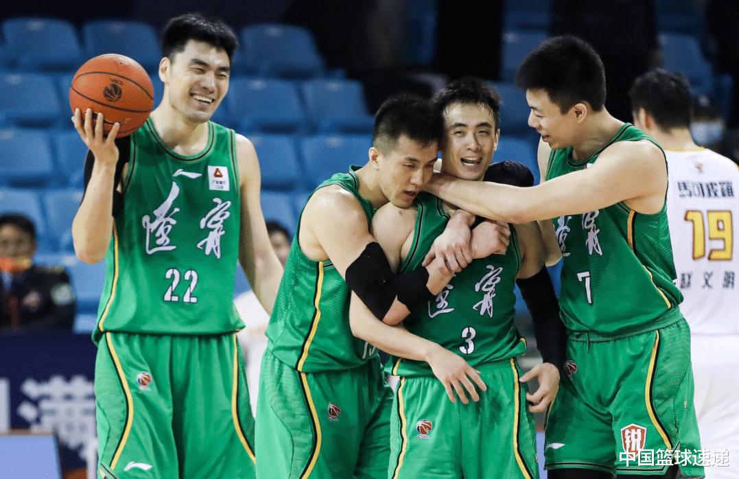 CCTV5+Truyền hình trực tiếp, trò chơi đầu tiên của đội bóng rổ nam Liêu Ninh, Guo Ailun Han Dejun bị mất tích, ngón tay thanh kiếm mở cửa (3)