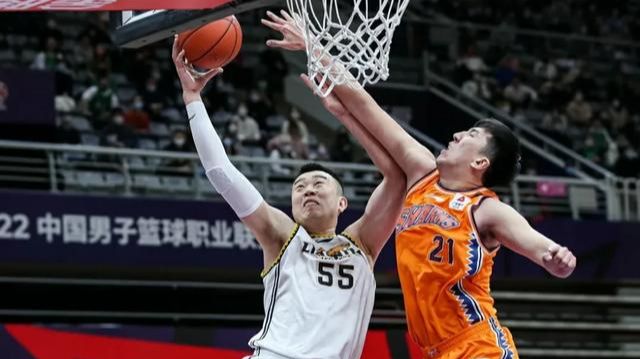 Có phải là CBA bóng rổ Liêu Ninh, đó là sự thất bại của các thành viên trong nhóm hay trách nhiệm của Yang Ming? (2)