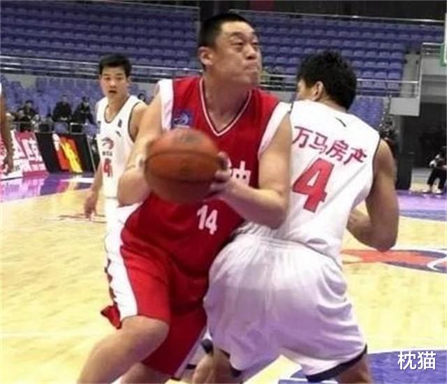 中国男篮骄傲，曾经的“亚洲第1中锋”单涛，退役后过得如何？(4)