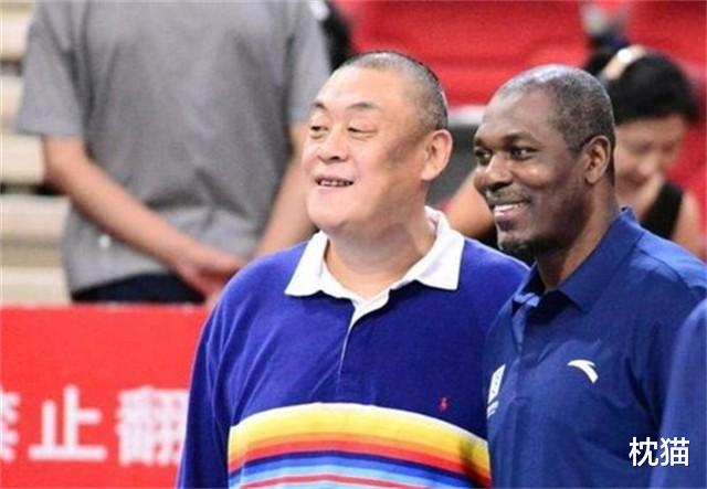 中国男篮骄傲，曾经的“亚洲第1中锋”单涛，退役后过得如何？(14)