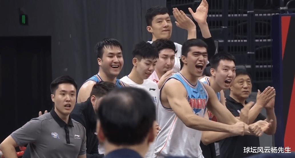 Mùa giải thường xuyên của CBA: Đội bóng rổ nam Tân Cương đã đánh bại đội bóng rổ nam Tianjin, cuộc đối đầu thể chất là đúng! Tại sao không vào playoffs? (7)