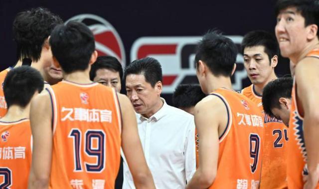 Huấn luyện viên địa phương thực sự không đẹp trai? Qin Xiaowen, bạn nên thức dậy, đó là sáu người đứng đầu là Yang Shuai (3)