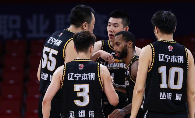 Ferg vắng mặt trong trận chung kết? Đội bóng rổ nam Liêu Ninh chính thức trả lời, Yang Ming đã tạo ra một tòa tháp kép và nỗ lực mọi nỗ lực để tấn công (2)
