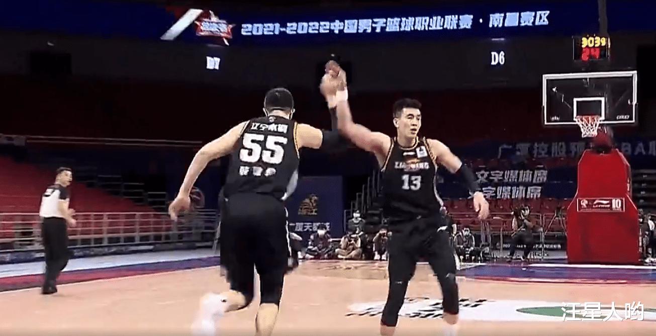 87-73! Đội bóng rổ nam Liêu Ninh đã ghi bàn, Guo Ailun 22 điểm, đánh cắp+rơi xuống đất để hỗ trợ điểm nổi bật lớn nhất (1)