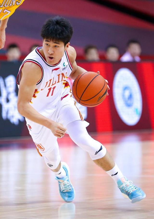 Du Feng đã mở ra danh dự về danh dự của đội tuyển quốc gia Li Nan, Jilin er Jiang đã thay thế Xu Jie và Zhai Xiaochuan (5)