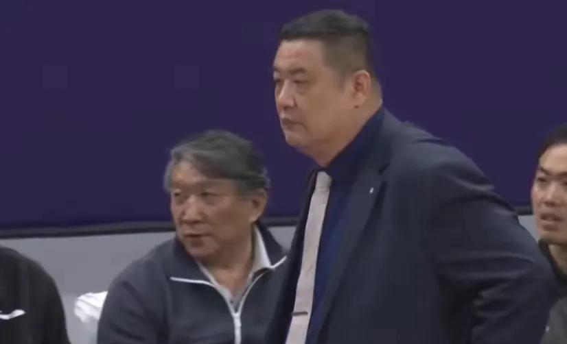 Huấn luyện viên CBA Shandong Sự lựa chọn thứ hai, ai là người giành chiến thắng trong huấn luyện viên và huấn luyện viên địa phương? Gong da Shuai là những gì người hâm mộ muốn (2)