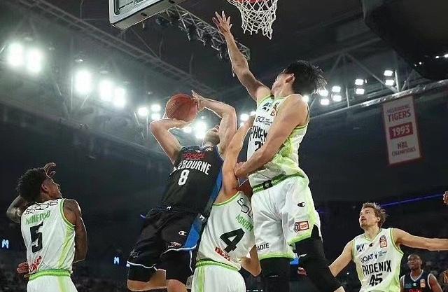 正式拒绝NBA？中国男篮强力内线或被广东截胡，球迷：杜锋快出手(2)
