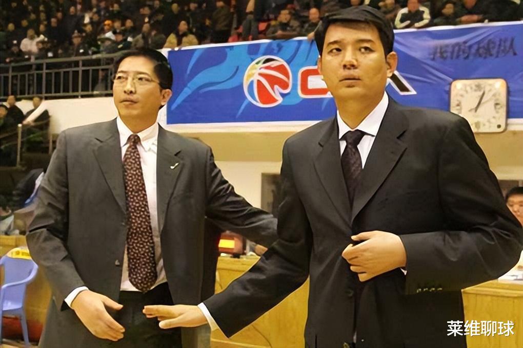 第一名嘴杨毅嘲讽NBA裁判，却曝中国篮坛大黑幕！牵出96黄金一代(6)