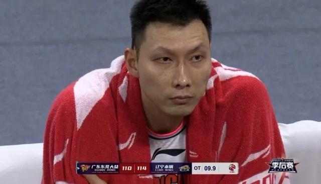 Bạn nghĩ gì về đội huấn luyện bóng rổ nam Trung Quốc Yi Jianlian Zhou Peng? (2)