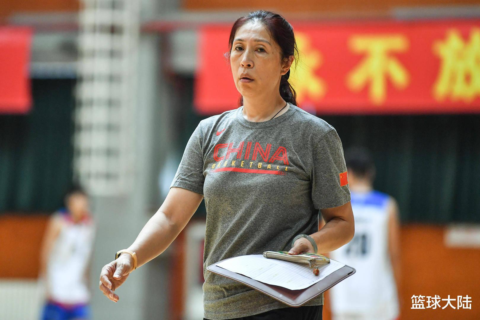 官宣！中国篮协正式公布男女篮16人大名单，姚明聘请多名外教(4)