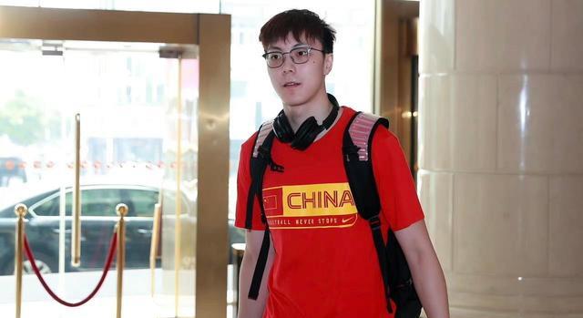 Danh sách bóng rổ nam Trung Quốc đã bị phơi bày, hai cầu thủ chính của đội Liêu Ninh đã bị bỏ rơi, và Hu Mingxuan đã được chọn để gây tranh cãi (1)