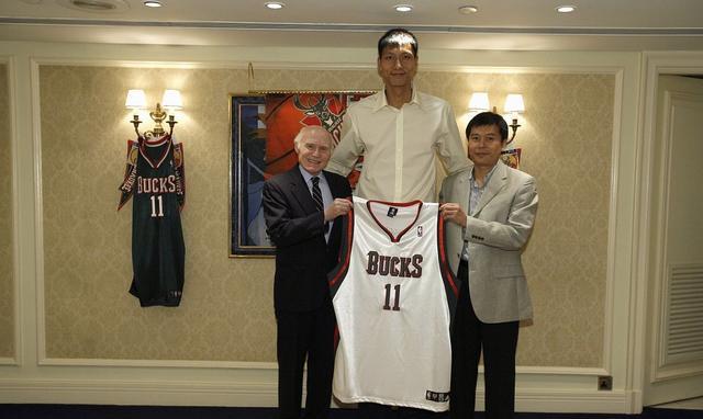 CBA Fun: Yi Jianlian đã chơi trong năm mùa của NBA, CBA đã kiếm được bao nhiêu tiền trong 16 mùa (1)