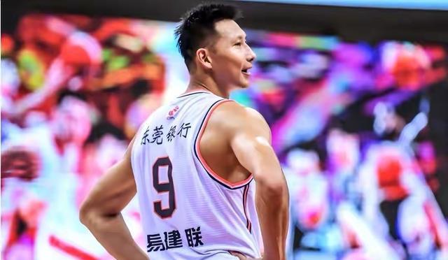 CBA Fun: Yi Jianlian đã chơi trong năm mùa của NBA, CBA đã chơi trong 16 mùa, nó đã kiếm được bao nhiêu tiền (3)