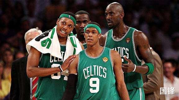 Celtics lọt vào trận chung kết! Xem thái độ của người chơi! Nó thực sự là "kiêu ngạo", chỉ là những từ không đề cập đến các chiến binh! (2)