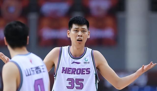 CBA Tin tức mới nhất! Wang Zhelin đã bị cắt, Zhu Rongzhen trở lại đội, và đào tạo thử nghiệm đội bóng rổ nam Liêu Ninh (3)
