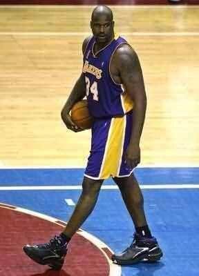 NBA球员小腿有多细？KD超细小腿美如画，奥胖小腿和身材形成对比(5)