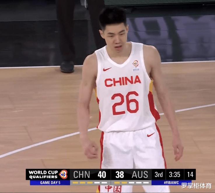 中国男篮8连败澳洲，仅一人值得杜锋欣慰，7分5板2助，国家队常客(3)