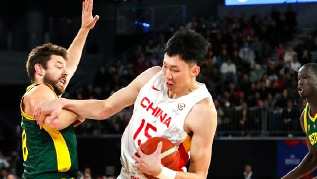 Du Feng không có một người ra khỏi lớp! Trong quý vừa qua, chỉ có 3 điểm để làm mới sự xấu hổ của đội bóng rổ nam Trung Quốc (2)