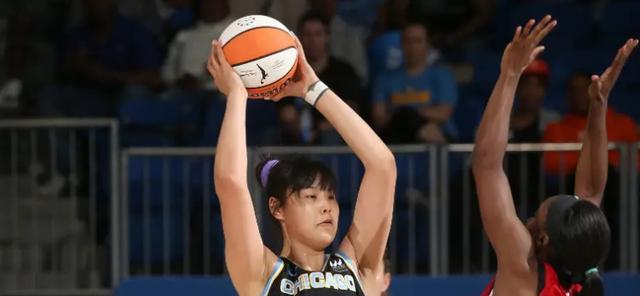 中国女篮第一中锋被放弃！WNBA赛场表现不佳 回国打球成定局(4)