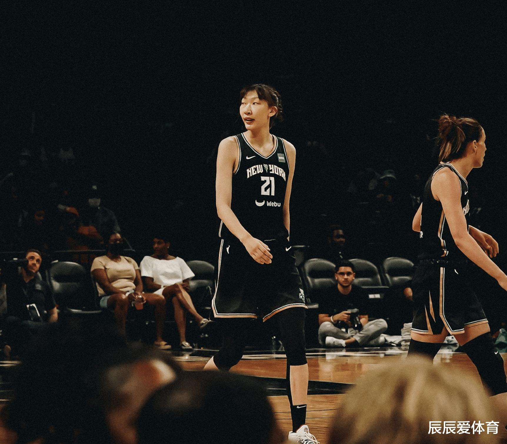 杨鸣放弃27岁老将，夏联赛有望现中国德比，女篮中锋扬威NBA赛场(7)