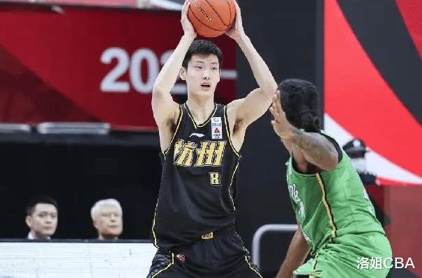 CBA Three News: Các quan chức của Qingdao tuyên bố một người chơi mới, Zhao Rui đã bị trục xuất trực tiếp, Wang Zhelin đang trở nên tồi tệ hơn (1)