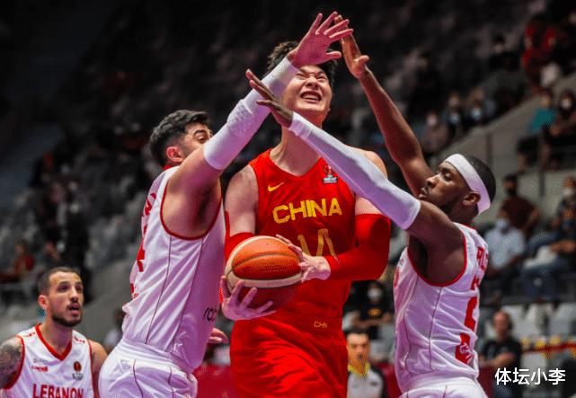 Ba tội nhân trong đội bóng rổ nam Trung Quốc! Một trong 6 trong số 6, một sai lầm 7, một là không di chuyển (4)