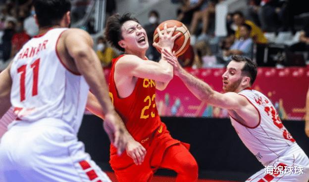 3 điểm! MVP6 bắn 0 trong 0 và vẫn chơi trong 35 phút. Jia Lei nói đúng, đội bóng rổ nam cũng cần Guo Ailun (3)