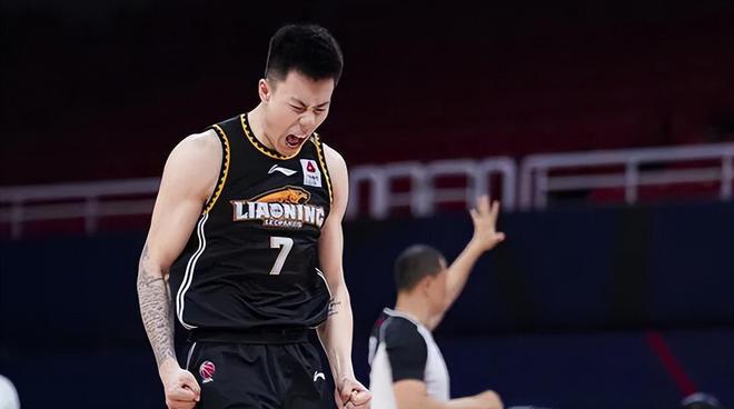 好消息，辽篮23岁冠军锋线即将驰援中国男篮。杜峰终于醒悟了(1)