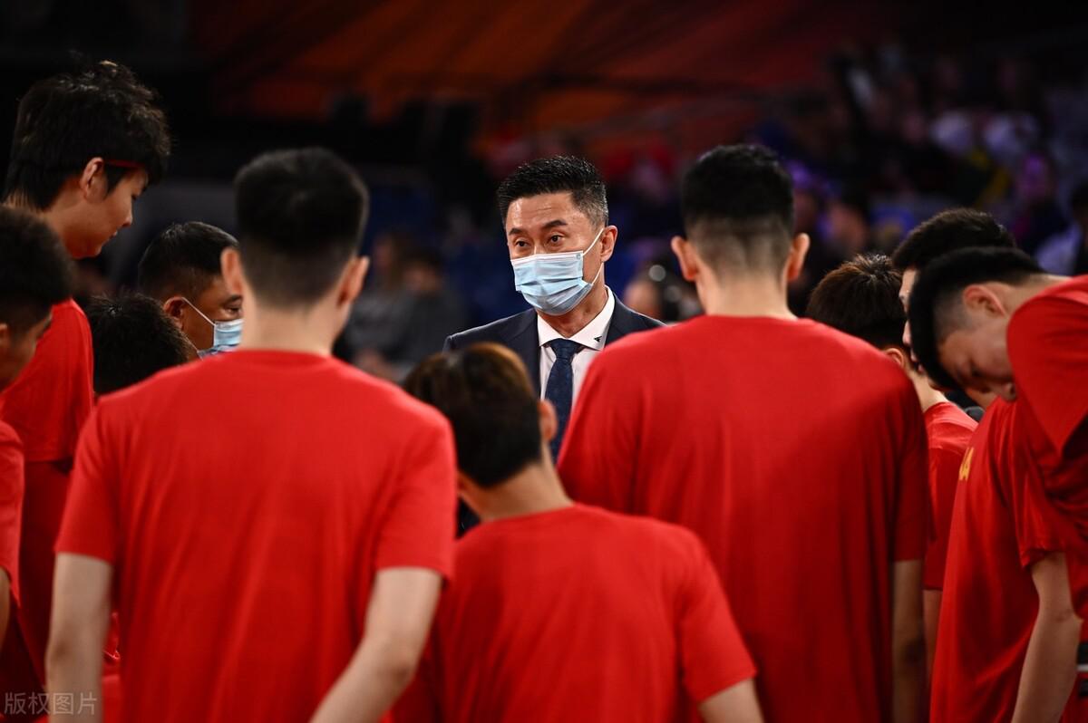 中国男篮离队第1人曝光，当事人亲自确认，杜锋也无可奈何(1)