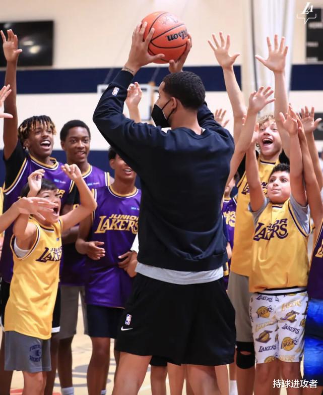 Anthony có thể ở trong Lakers không? James đã cập nhật khóa đào tạo mới nhất, Pacers trở lại lời đề nghị của Lakers (8)