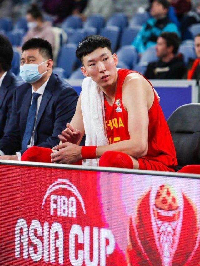 中国男篮最大短板被周琦捅破，缺乏高水平比赛，这是说给姚明听的(1)