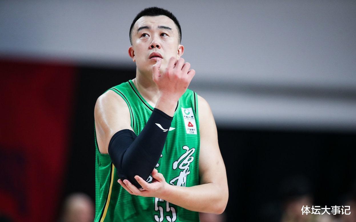 CBA ba tin tức! Guo Ailun tránh nói về việc chuyển nhượng, Liêu Ninh đã ký một trung tâm 2 -meter 15, Zeng Fanbo trở về Trung Quốc (4)