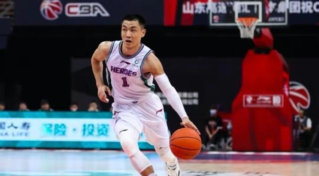 上海男篮裁掉四人，吉林试训NBA探花秀，混血小将加入新疆青年队(1)