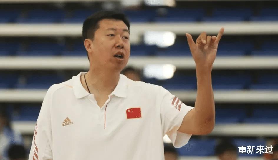 Gao Shiyan sống ở Hu Mingxuan, Liu Xiaoyu cảm ơn đội bóng Bắc Kinh Shougang, và Hiệp hội bóng rổ Trung Quốc đã thuê Wang Zhizheng làm huấn luyện viên (3)