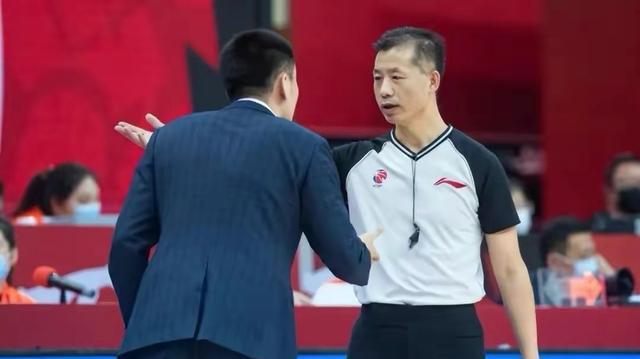 CBA Three News: Trọng tài tranh chấp đã nghỉ hưu, Titans Tichuan tuyên bố trở lại, Guo Shiqiang hoan nghênh trợ lý trợ lý (1)