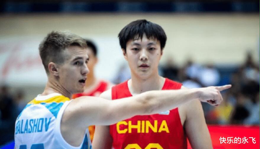​中国男篮这几个1米9的后卫动态或者静态条件在国内还是不错的。(1)