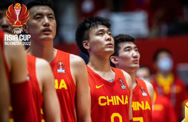中国篮球为什么落后了？杜锋和周琦说出心里话，都说得很透彻(2)