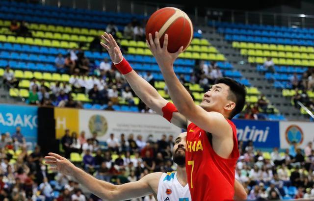 中国篮球为什么落后了？杜锋和周琦说出心里话，都说得很透彻(3)