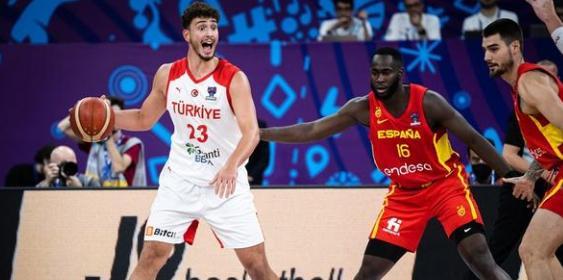 3 cầu thủ NBA cắt giảm 50 điểm, đội Thổ Nhĩ Kỳ đã bị đánh bại, đội 4 của Tây Ban Nha thắng và 1 trận thua: Khóa trong Nhóm A số 1 (1)