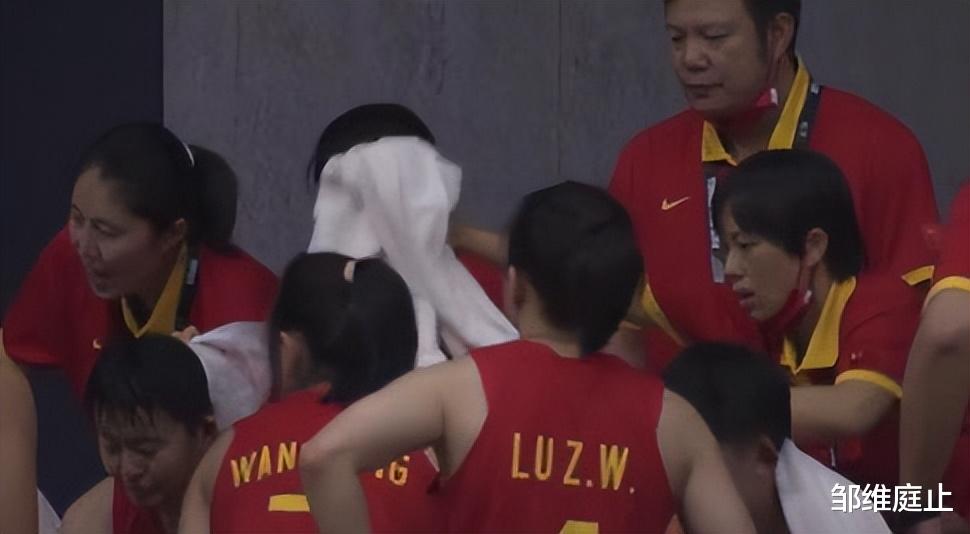 拒绝再次添堵！中国女篮击败日本！强势闯入决赛，冲击六连冠(3)