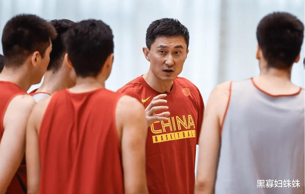 中国男篮下一阶段24人集训大名单，谁将被淘汰？谁最适合做主教练(3)