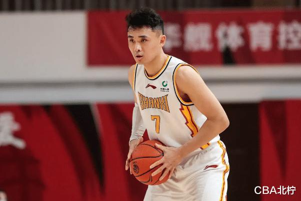 CBA Three News: Shandong's Inside bị thương một lần nữa, layup đẹp trai trước đây sẽ không được bật và bóng rổ nam được chọn một cách tự nhiên (2)