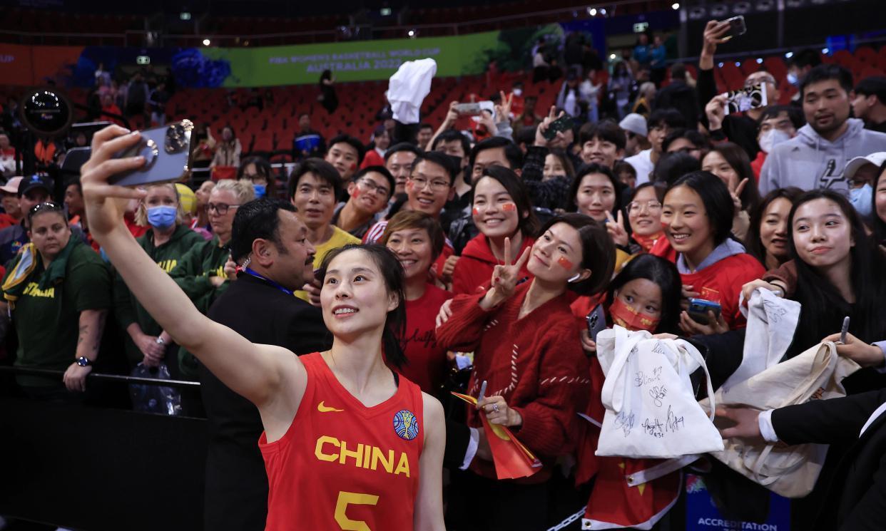 28年后的祖国生日，我们迎来了最好的中国女篮，迎来了最好的时代(8)