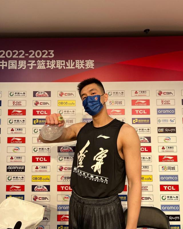 Cháu trai lớn thú vị! Guo Ailun đã dẫn đầu liên lạc để tiết lộ chiến thắng, tăng vọt bằng tiếng Anh sau trận đấu: Rất tốt (3)