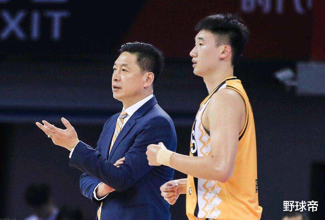 Con trai của Li Chunjiang đã thay đổi đội một lần nữa! Ngồi trên ghế đẩu trong 2 trận liên tiếp, đừng cho nó trong 1 giây! Tại sao điều này? (4)
