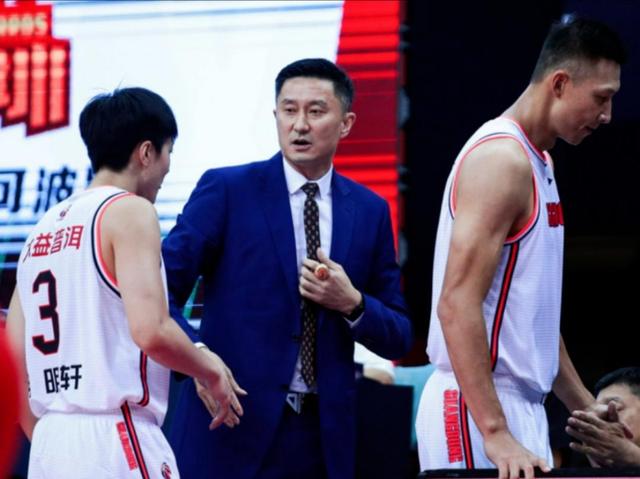 CBA Three News: Đối mặt với việc ra khỏi lớp huấn luyện viên nổi tiếng, các tướng lĩnh Hongyuan bên trong được hoàn trả, ngôi sao NBA đã bị bỏ rơi (4)