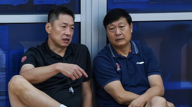 CBA Tin tức mới nhất! B hoàn trả giai đoạn đầu tiên của Yi Jianlian, đội bóng rổ nam Thượng Hải muốn thay đổi huấn luyện viên, Adams trở lại (3)